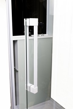 Душевая кабина Grossman Style GR161 (90x90x215) дверь распашная,5 мест