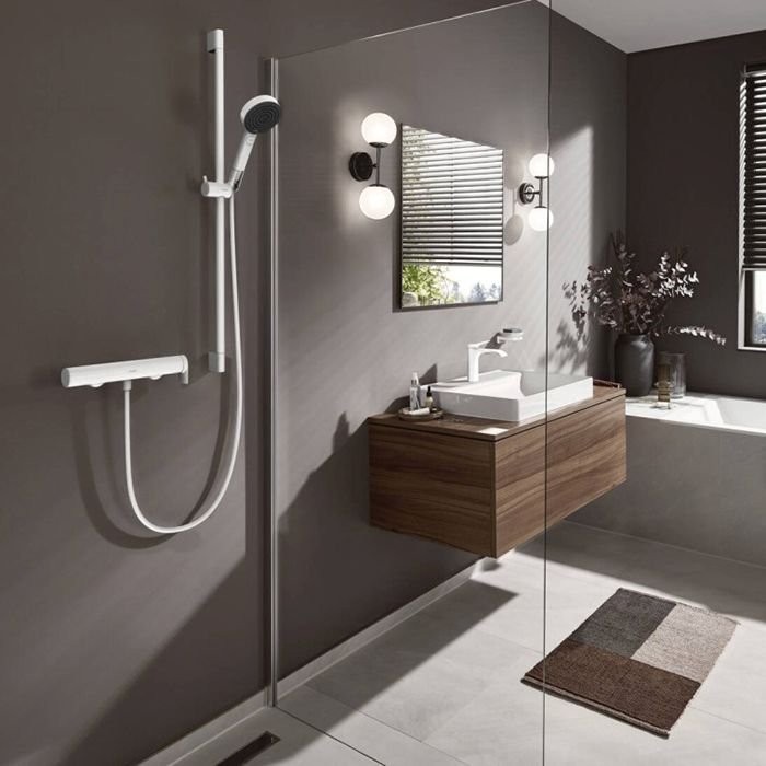 Смеситель Hansgrohe Vivenis для душа, настенный, цвет: белый матовый 75620700