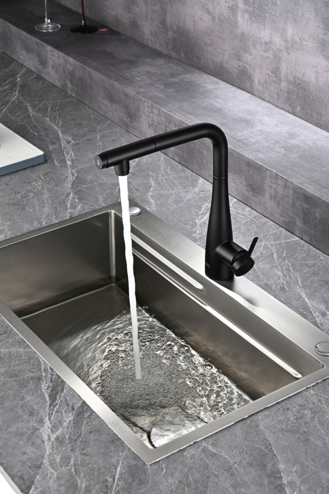 AQM9902MB Cucina Смеситель для кухни с выдвижным L-образным изливом, черный матовый