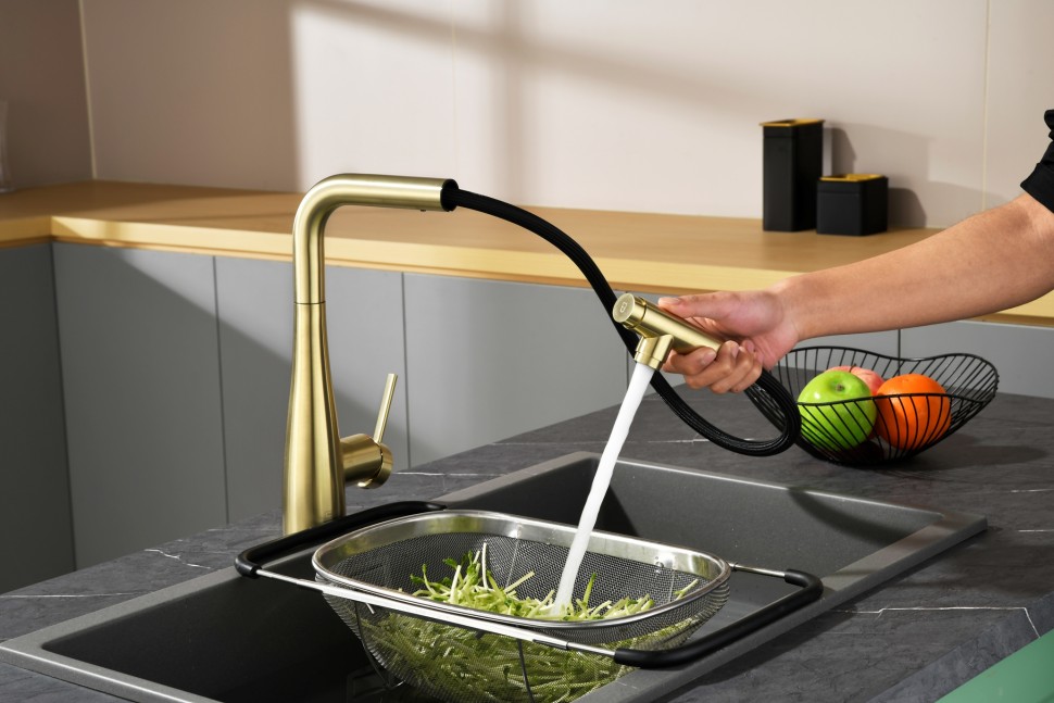 AQM9902BG Cucina Смеситель для кухни с выдвижным L-образным изливом, золото шлифованное