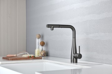 AQM9902GM Cucina Смеситель для кухни с выдвижным L-образным изливом, металл