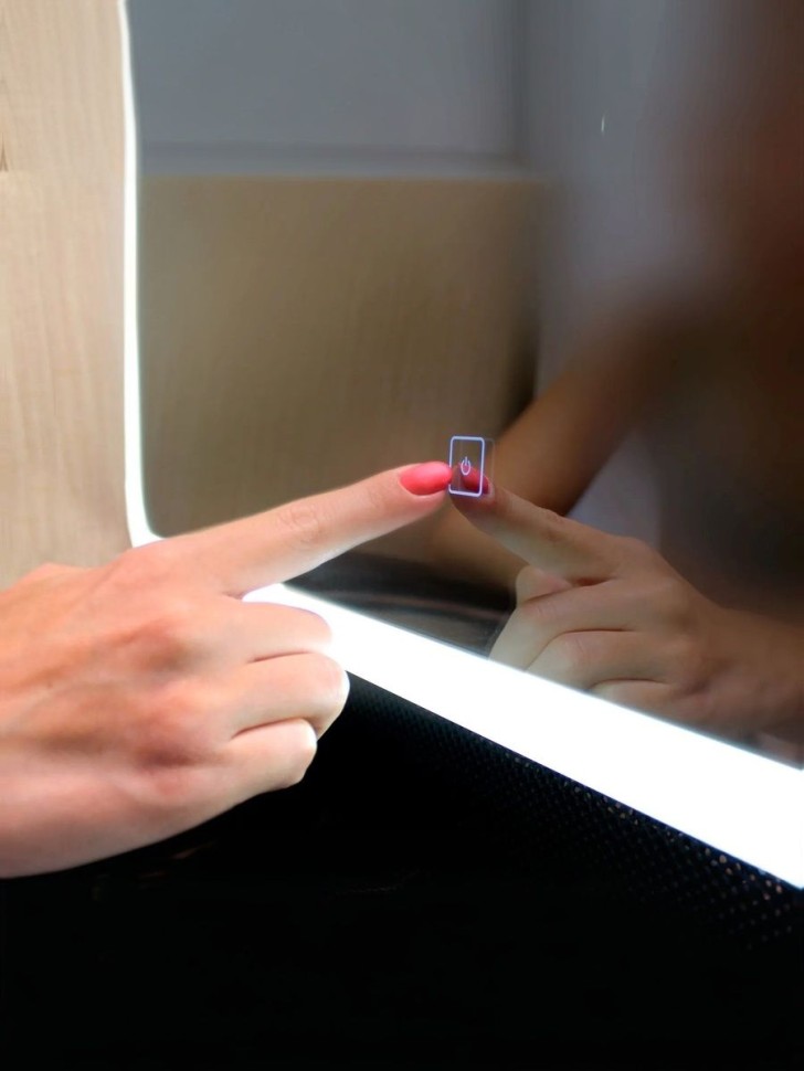 Зеркало для ванной с подсветкой Uperwood Barsa 80х70 см, прямоугольное, сенсор/антизапотевание