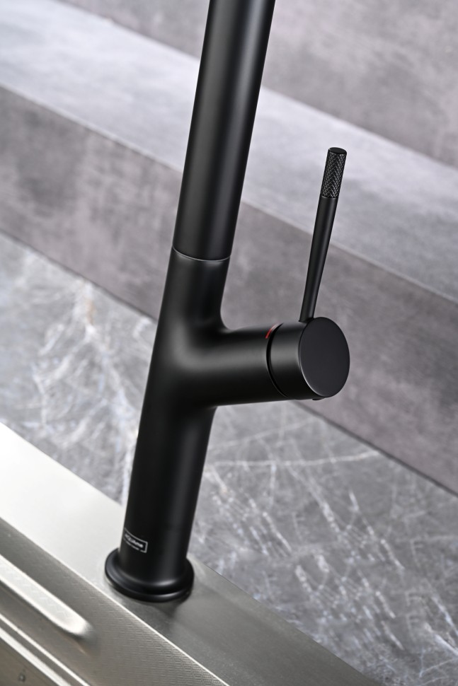 Смеситель для кухни AQUAme Cucina с выдвижным изливом AQM9905MB