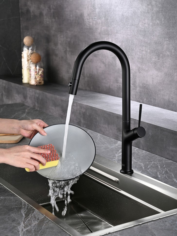 Смеситель для кухни AQUAme Cucina с выдвижным изливом AQM9905MB