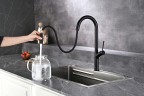 Смеситель для кухни AQUAme Cucina с выдвижным изливом AQM9905MB