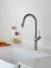 Смеситель для кухни AQUAme Cucina с выдвижным изливом AQM9905BN