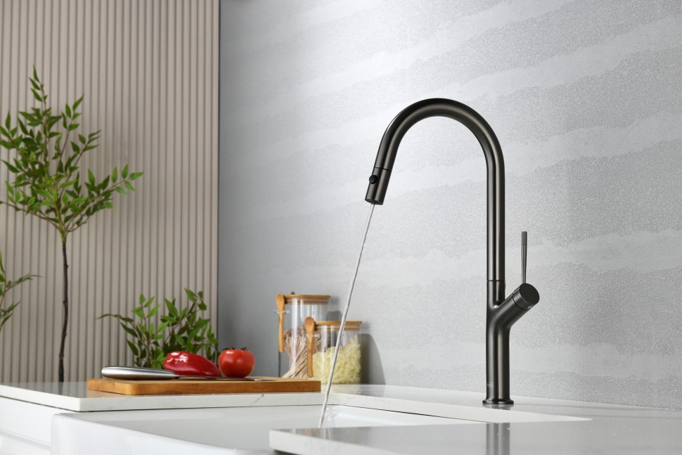 Смеситель для кухни AQUAme Cucina с выдвижным изливом AQM9905GM