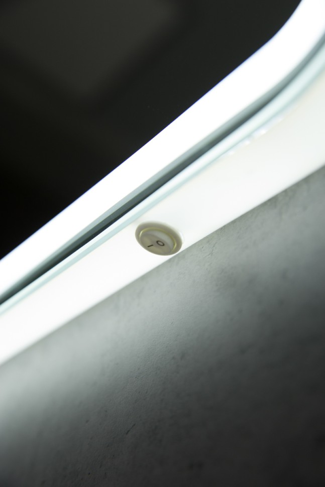 Зеркало BelBagno SPC-CEZ-700-600-LED-BTN