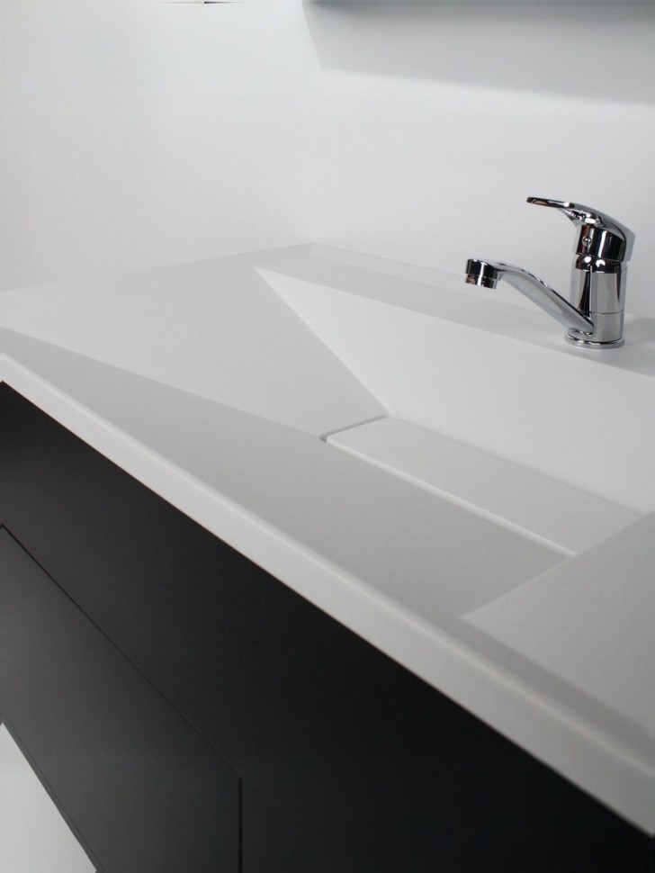 Раковина для ванной кварцевая Uperwood Lotus Quartz 80х50х13 см, белая матовая, жасмин