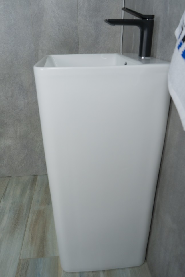 Раковина Gid Nb148 81117 накладная белая 42x41x86