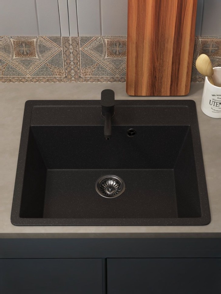 Кухонная мойка из искусственного камня Uperwood ECON UPD-104-004, прямоугольная, черная матовая
