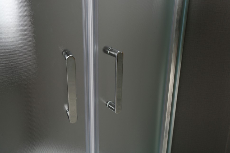 Душевой уголок BelBagno UNO-195-R-2-100-P-Cr