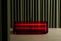 Прозрачная ванна ABBER Kristall AT9708Rubin красная