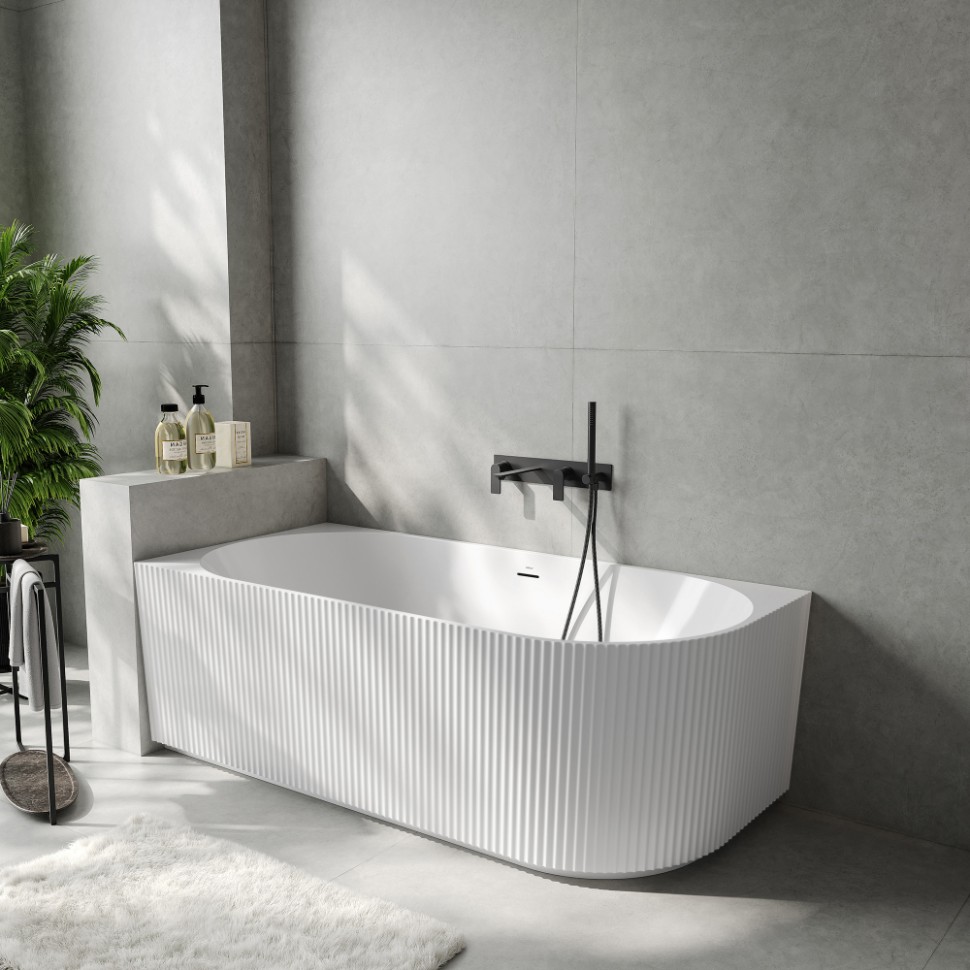 Акриловая ванна ABBER AB9329-1.5 L белая