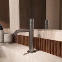 Смеситель для раковины Aura VBF-6AU1GM, вороненая сталь