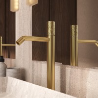 Смеситель для раковины Aura VBF-6AU2BG, брашированное золото