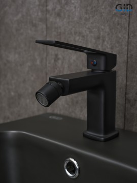 Смеситель для биде Gid Niagara L057-BM-B L057BMB черный матовый