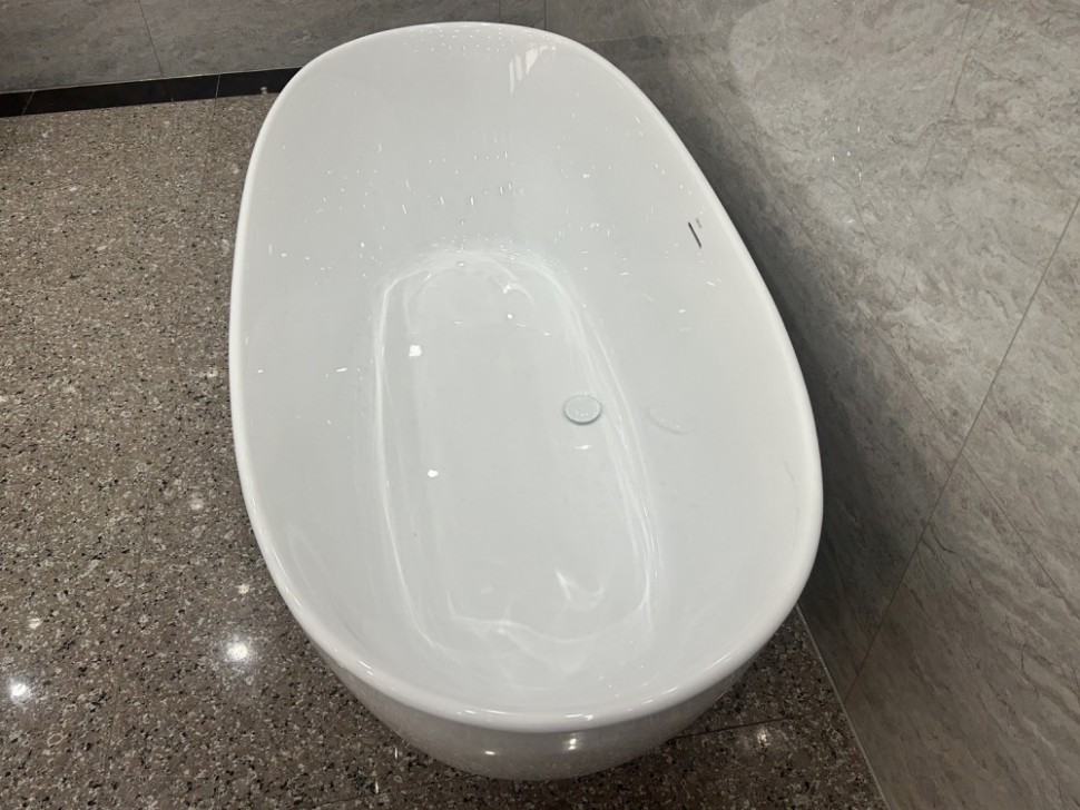 Акриловая ванна ABBER AB9265-1.7 белая